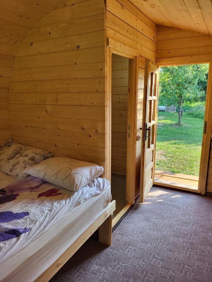 Cristel Casuta Fara Ganduri Hotel Mesentea Buitenkant foto